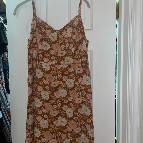 Hollister floral print mini dress - Picture 4 of 4